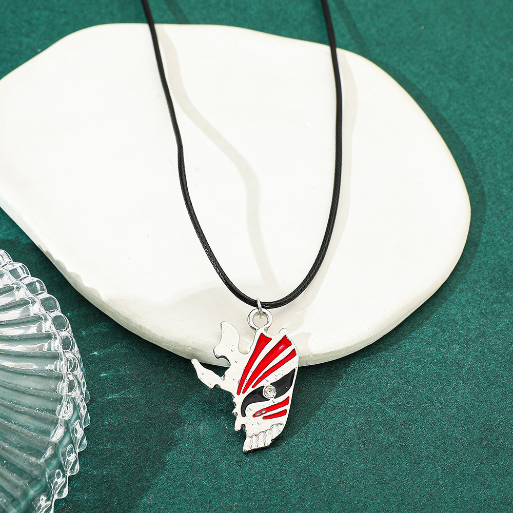 Anime Pendant Necklace - قلادة معدنية بتصميم قناع الأنمي إيتشيغو
