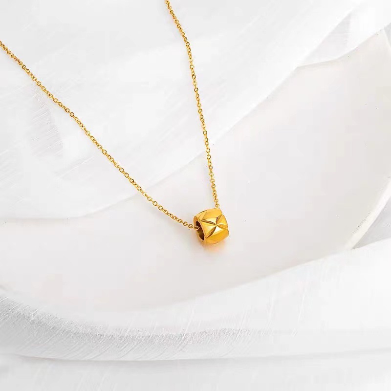دائري حبة قلادة قلادة للنساء ، - مراجعة Cross Pendant Necklace Gold وسعره