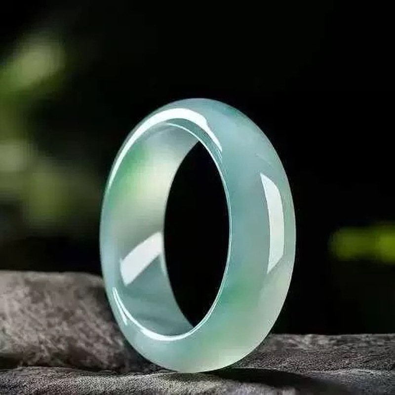 سوار من اليشم الميانماري، نوع  - مراجعة Bracelets وسعره