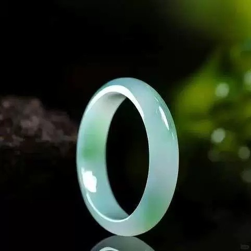 سوار من اليشم الميانماري، نوع  - مراجعة Bracelets وسعره