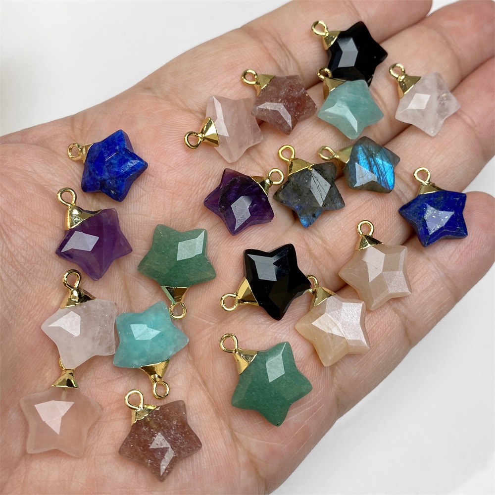 سحر أحجار كريستالية من الكوارت - مراجعة Crystal Pendant Necklace Natural Stone وسعره